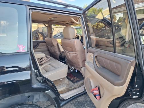 2000 Toyota Land Cruiser Base