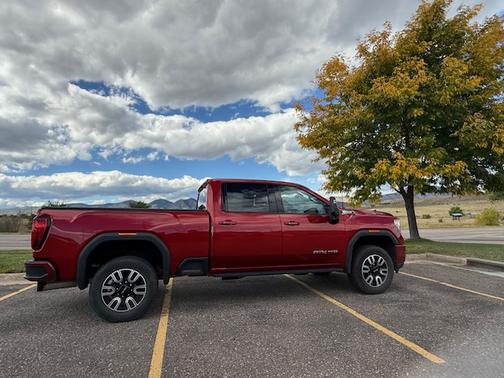 2023 GMC Sierra 2500 AT4
