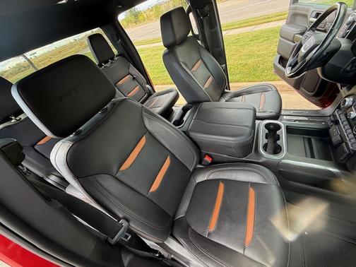 2023 GMC Sierra 2500 AT4