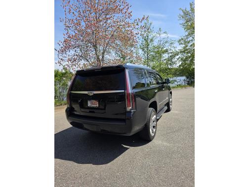 2016 Cadillac Escalade Luxury