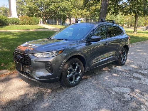 Gray 2024 Ford Escape ST-Line Select