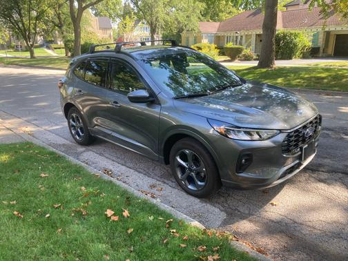 Gray 2024 Ford Escape ST-Line Select