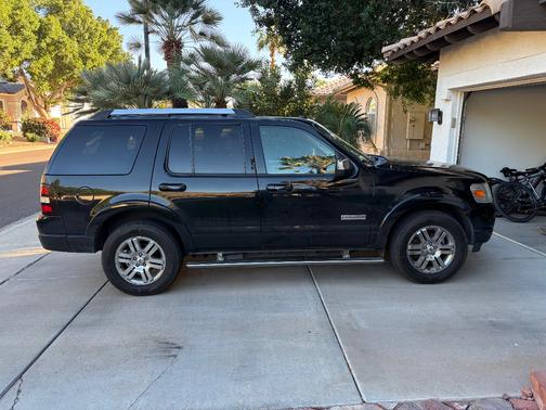 2008 Ford Explorer Limited