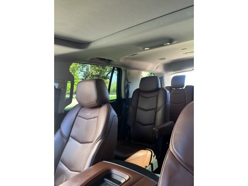 2016 Cadillac Escalade Luxury