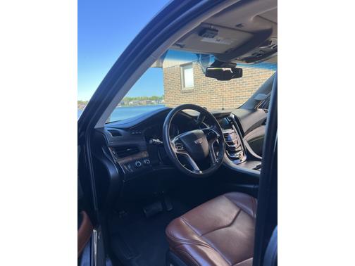 2016 Cadillac Escalade Luxury