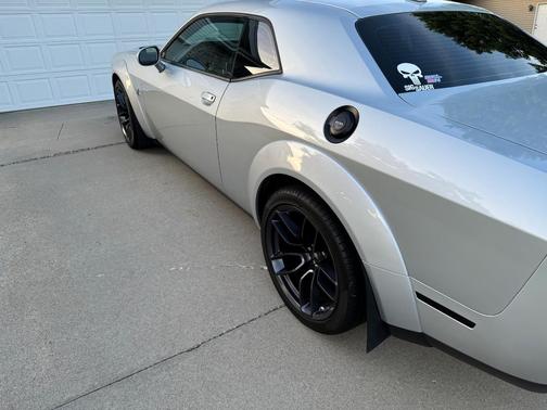 Silver 2021 Dodge Challenger R/T Scat Pack Widebody