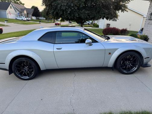 Silver 2021 Dodge Challenger R/T Scat Pack Widebody