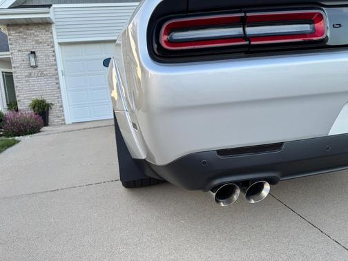 Silver 2021 Dodge Challenger R/T Scat Pack Widebody