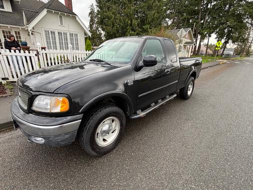 2001 Ford F-150 XLT SuperCab