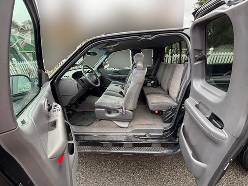 2001 Ford F-150 XLT SuperCab