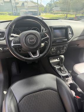 Gray 2020 Jeep Compass Latitude