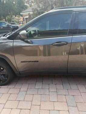 Gray 2020 Jeep Compass Latitude
