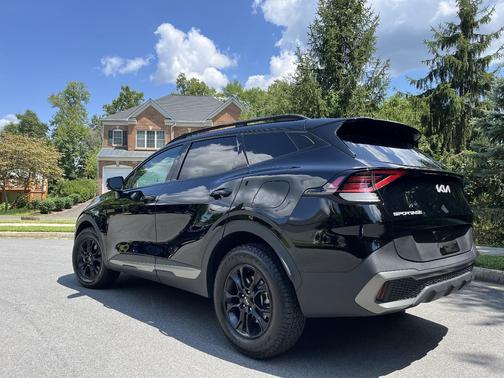 Black 2023 Kia Sportage X-Pro Prestige