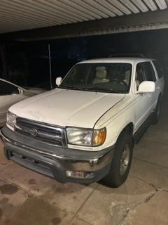 2000 Toyota 4Runner SR5