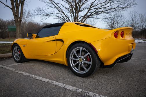 2011 Lotus Elise R