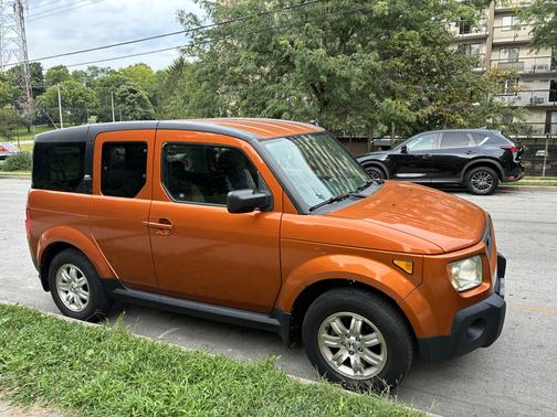 Orange 2006 Honda Element EX-P