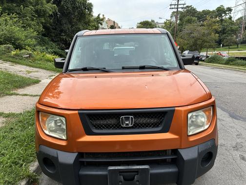 Orange 2006 Honda Element EX-P