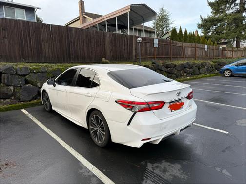 2018 Toyota Camry SE