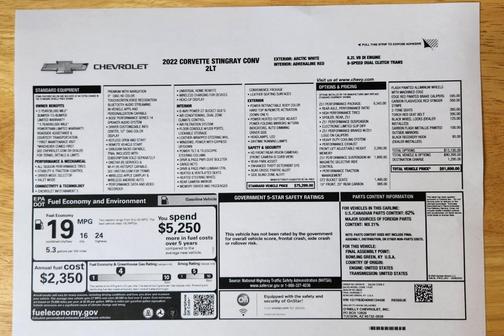 White 2022 Chevrolet Corvette Stingray w/2LT