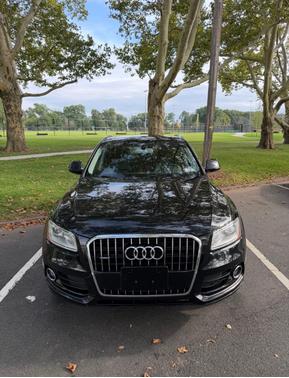 Black 2016 Audi Q5 2.0T Premium