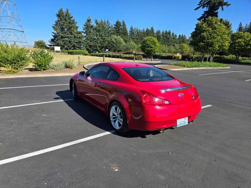 2010 INFINITI G37 Journey