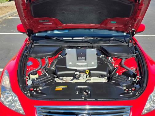 2010 INFINITI G37 Journey