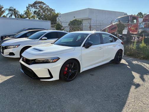 2023 Honda Civic Type R Base