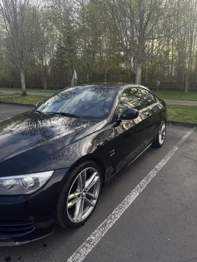 Black 2012 BMW 335 is