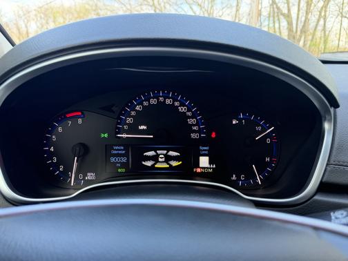 White 2015 Cadillac SRX Performance Collection