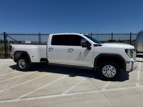 White 2024 GMC Sierra 3500 Denali
