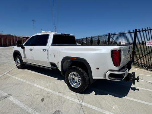 White 2024 GMC Sierra 3500 Denali
