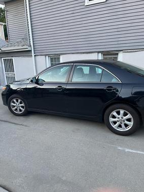 Black 2011 Toyota Camry LE