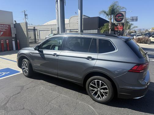 2019 Volkswagen Tiguan 2.0T SE