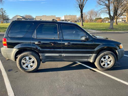 2004 Ford Escape XLT