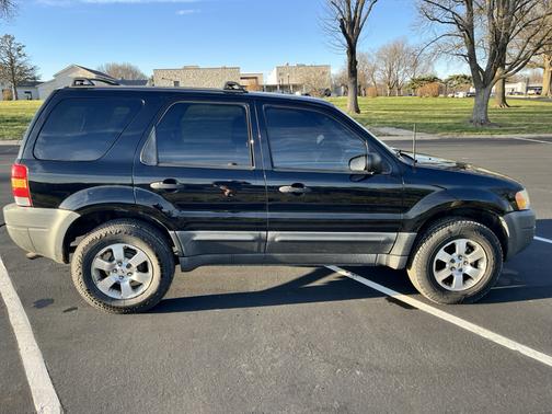 2004 Ford Escape XLT