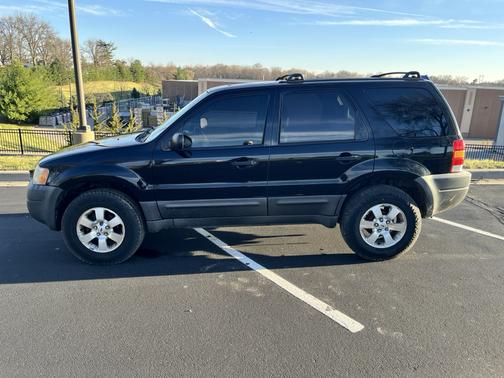 2004 Ford Escape XLT