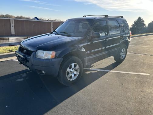 2004 Ford Escape XLT