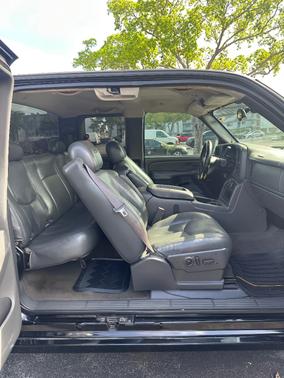 Black 2005 Chevrolet Silverado 1500 SS Extended Cab