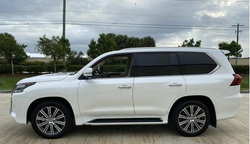 2017 Lexus LX 570 Base
