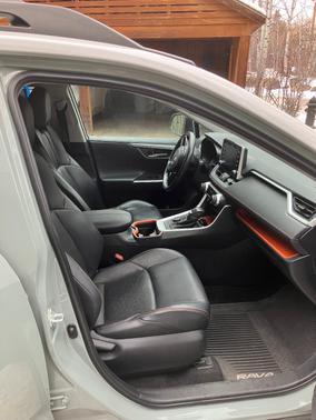 2020 Toyota RAV4 Adventure