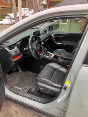 2020 Toyota RAV4 Adventure