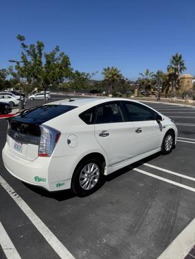 2012 Toyota Prius Plug-in Base