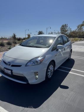 2012 Toyota Prius Plug-in Base