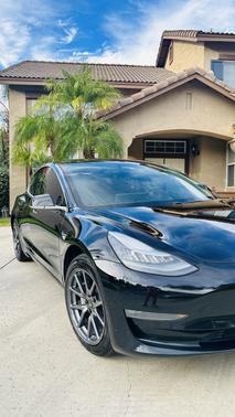 Black 2019 Tesla Model 3 Standard Range Plus