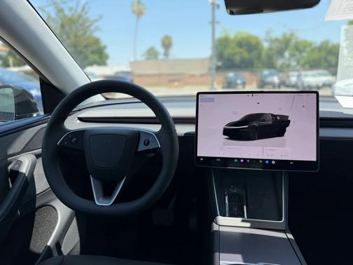 Black 2026 Tesla Model Y Premium RWD