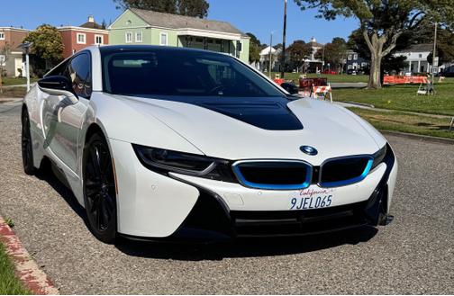 2019 BMW i8 Base
