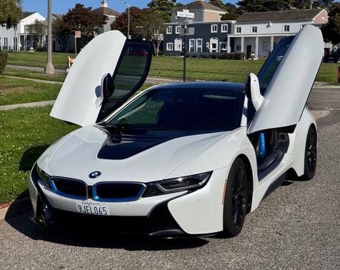 2019 BMW i8 Base