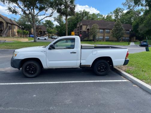 2013 Toyota Tacoma Base