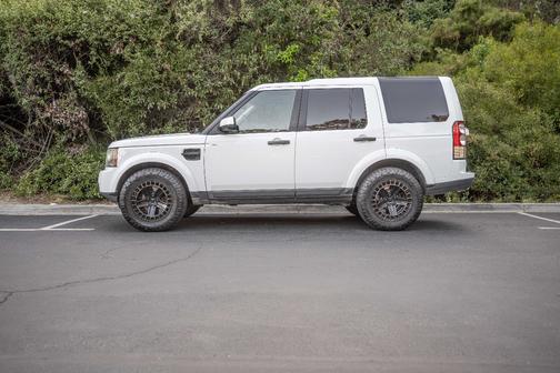 2011 Land Rover LR4 Base