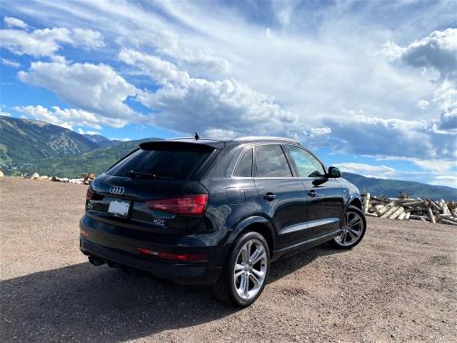 Photo 5 of 10 of 2016 Audi Q3 2.0T Prestige
